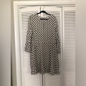 Old Navy black and white lined dress